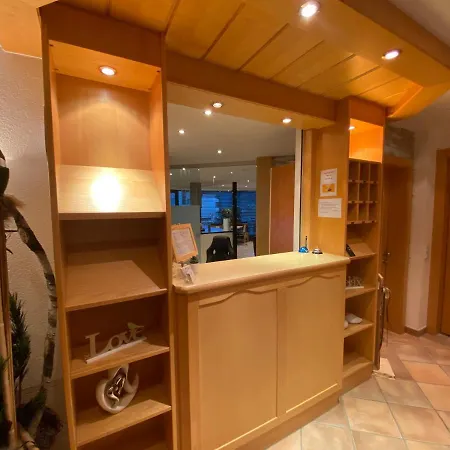Appartement Chasa Monthani *