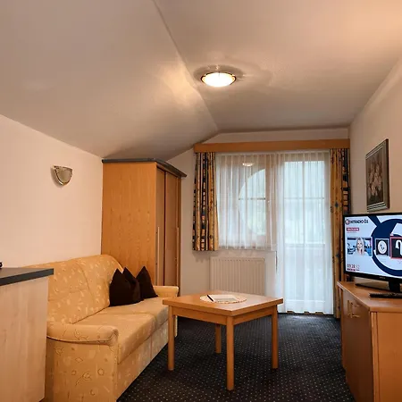 Chasa Monthani Apartment