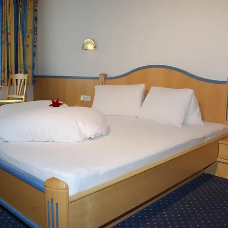 Apartment Chasa Monthani *