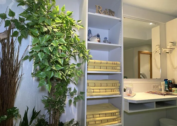 Chasa Monthani ايشجل