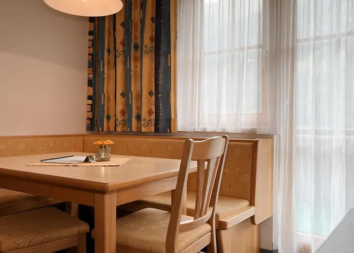 Chasa Monthani * ايشجل